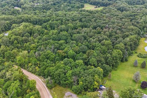 3377 W Predmore Road Oakland Charter Township MI 48363