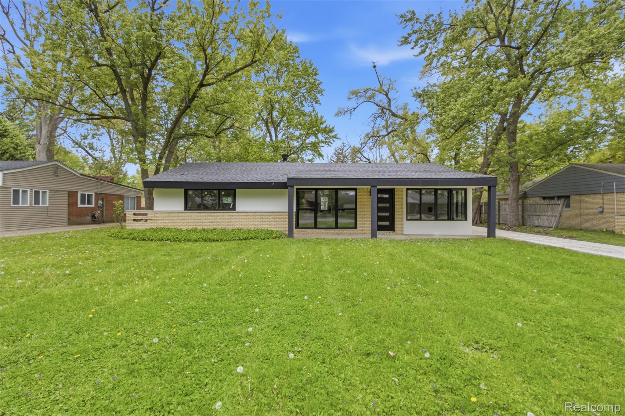 2483 Walce Drive