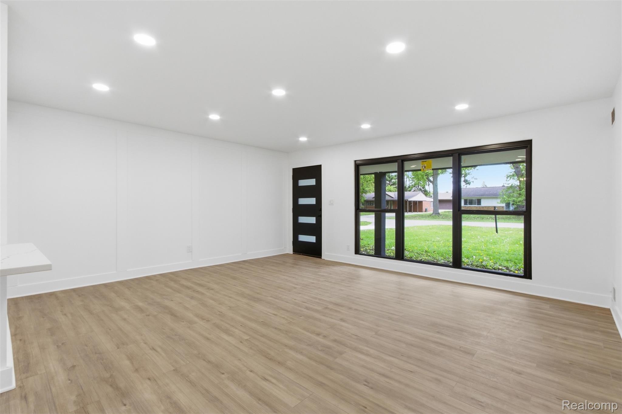 2483 Walce Drive
