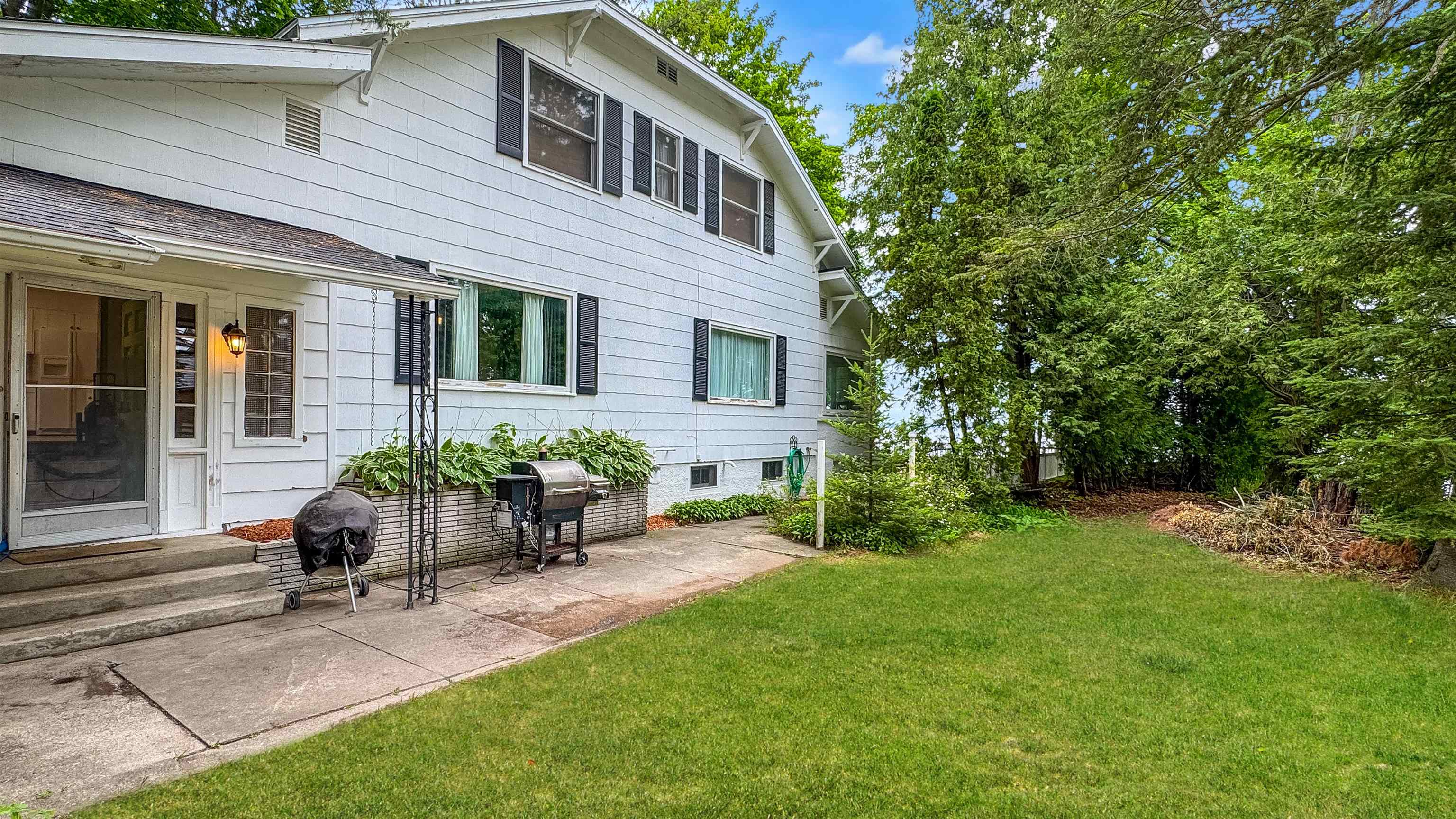1576 S Lake Mitchell Drive