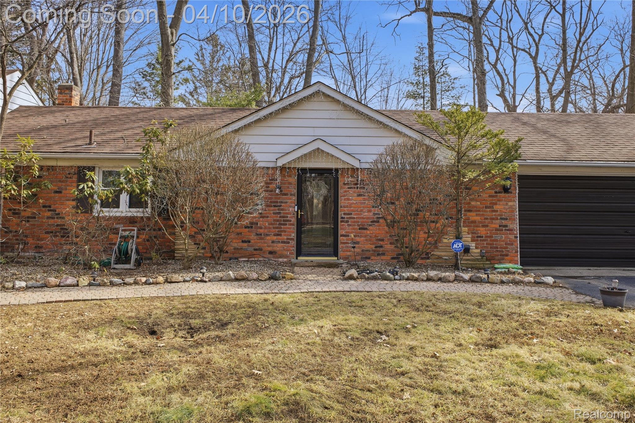 23640 Oak Glen Drive