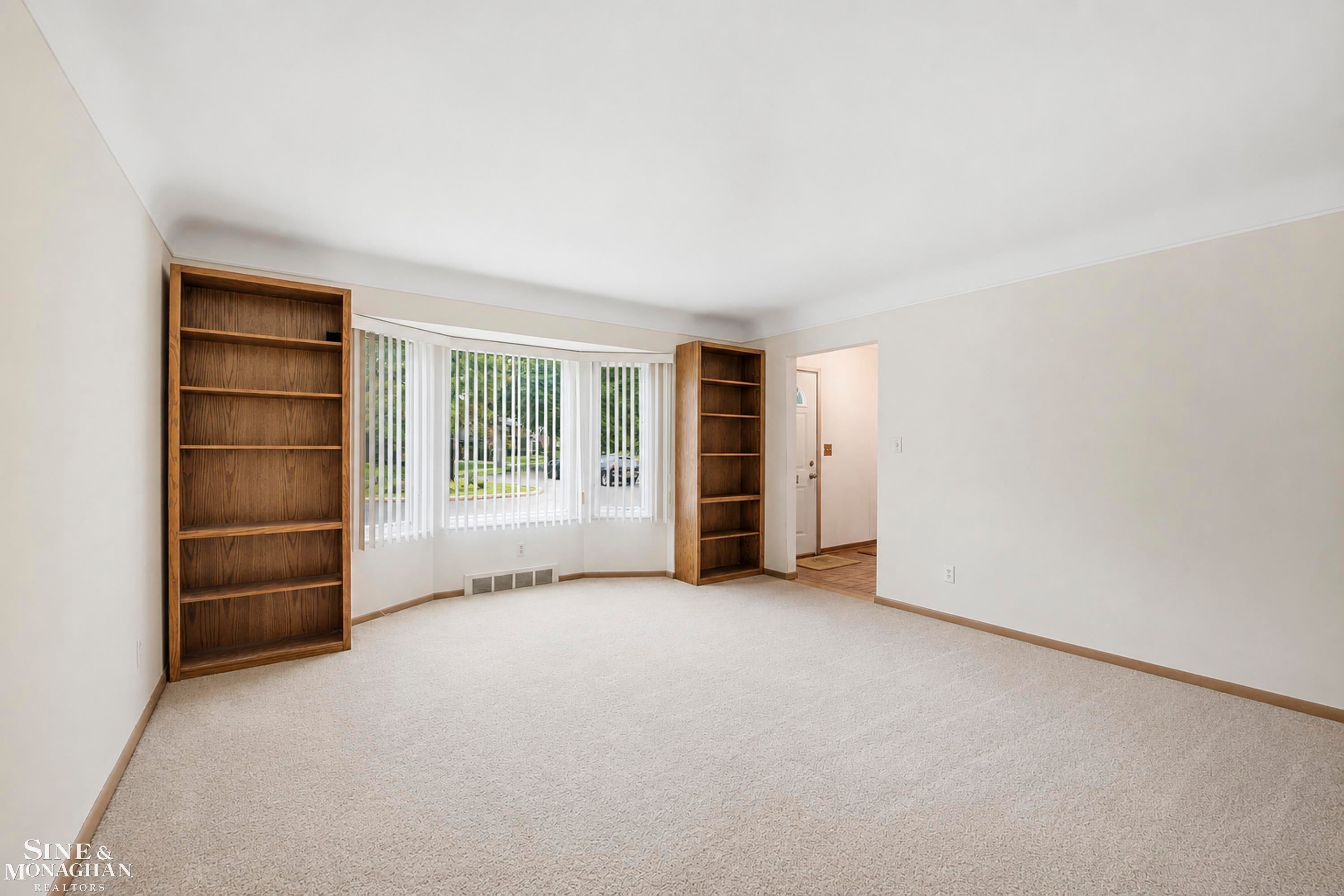 402 Roland Court