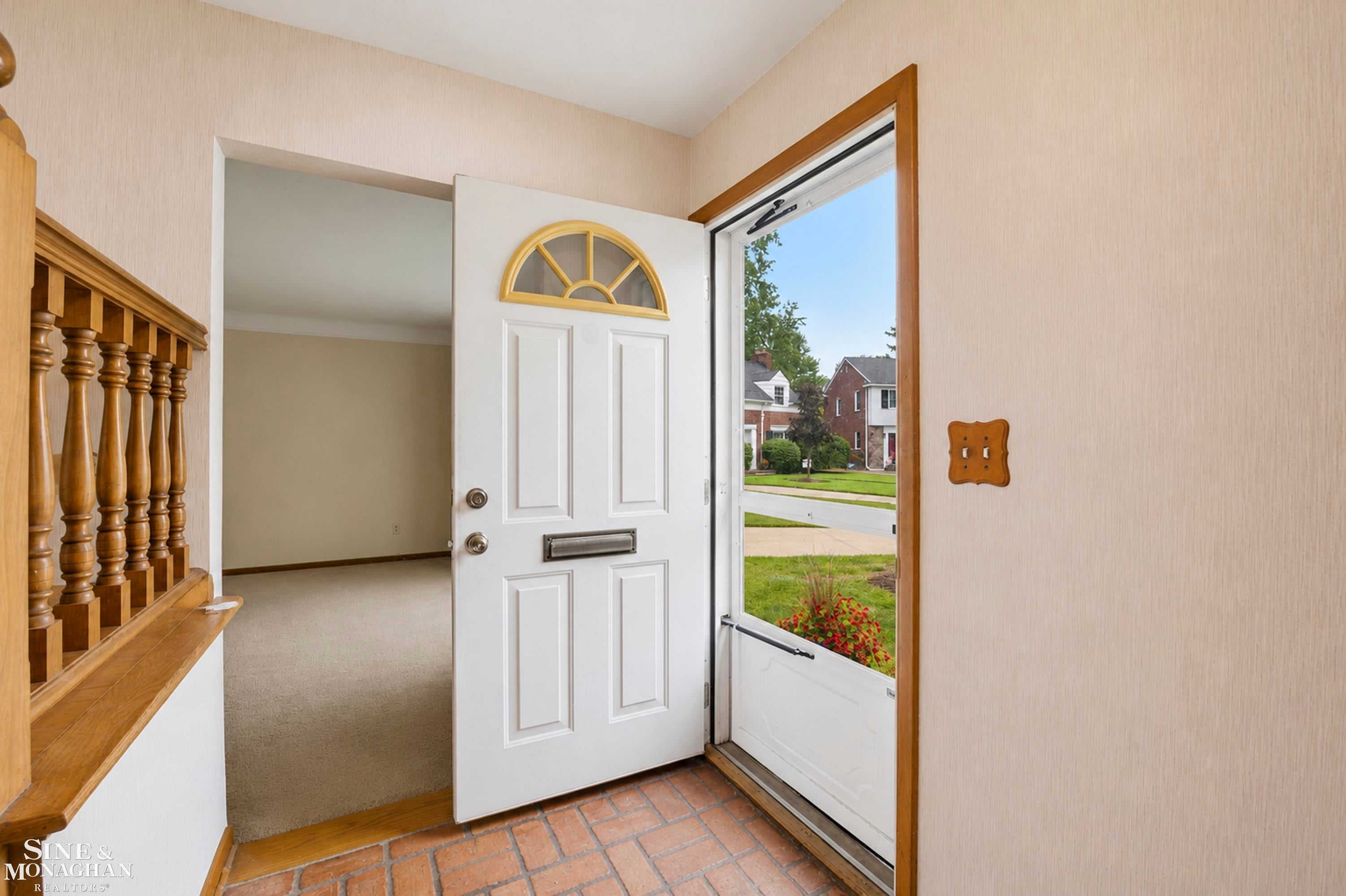 402 Roland Court