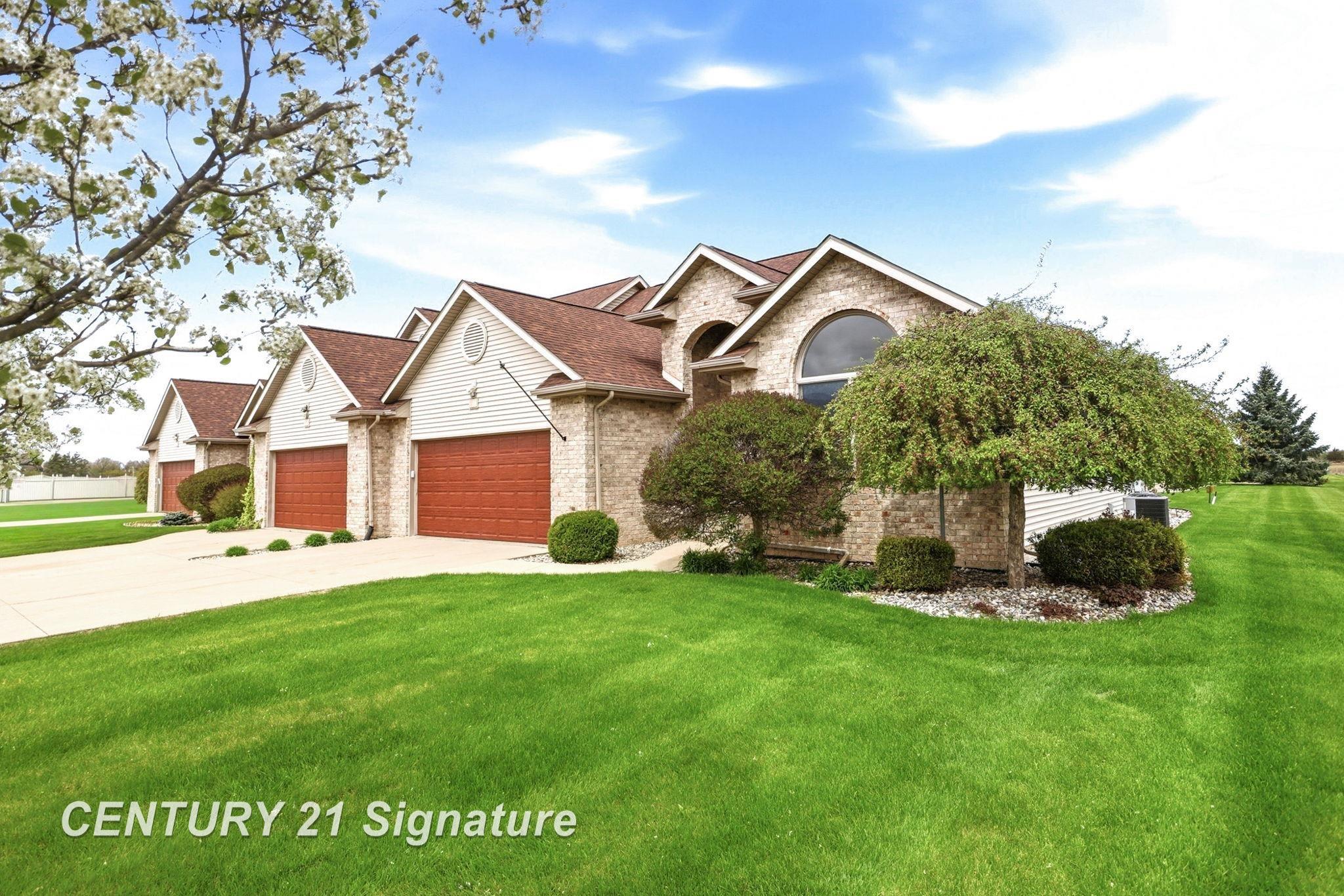 11 Willow Pointe Drive