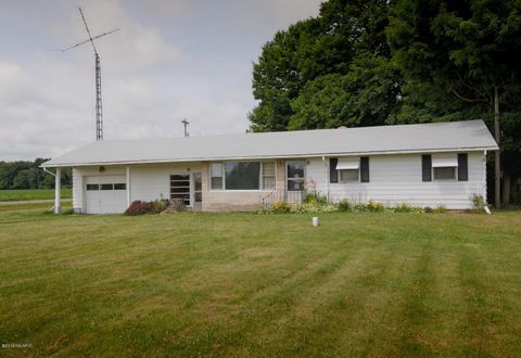 Photo of 13778 Spence Road, Fabius Township, MI 49093 (MLS # 66026009121)