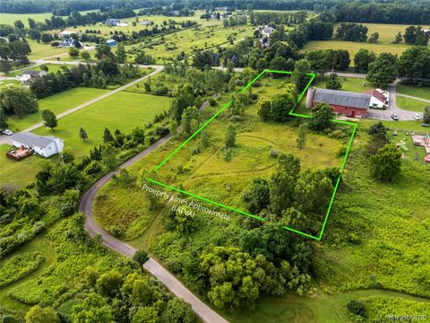 7741 Clyde Road Fenton City MI 48430