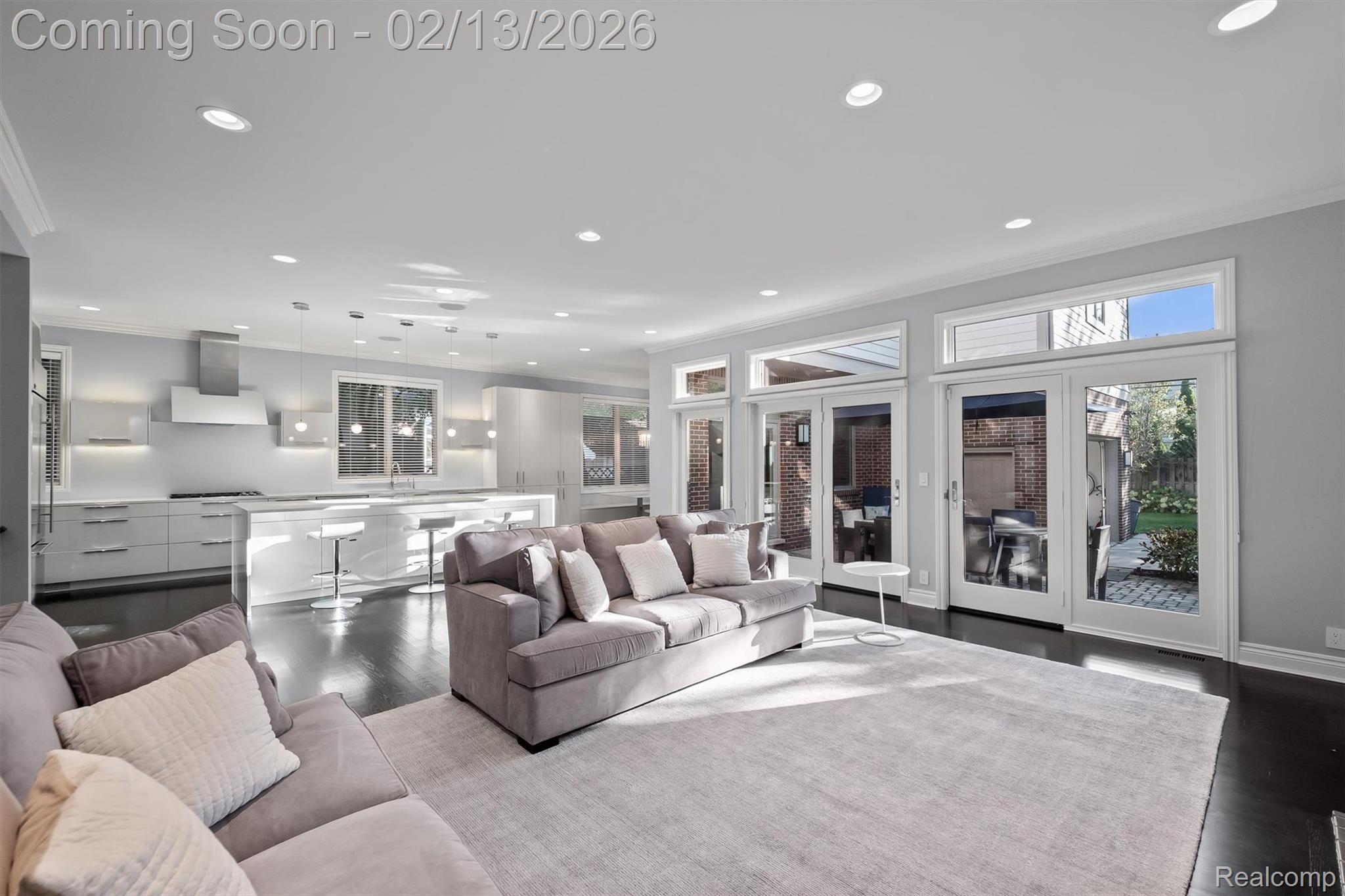 1585 Henrietta Street