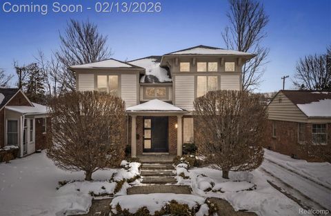 1585 Henrietta Street Birmingham City MI 48009