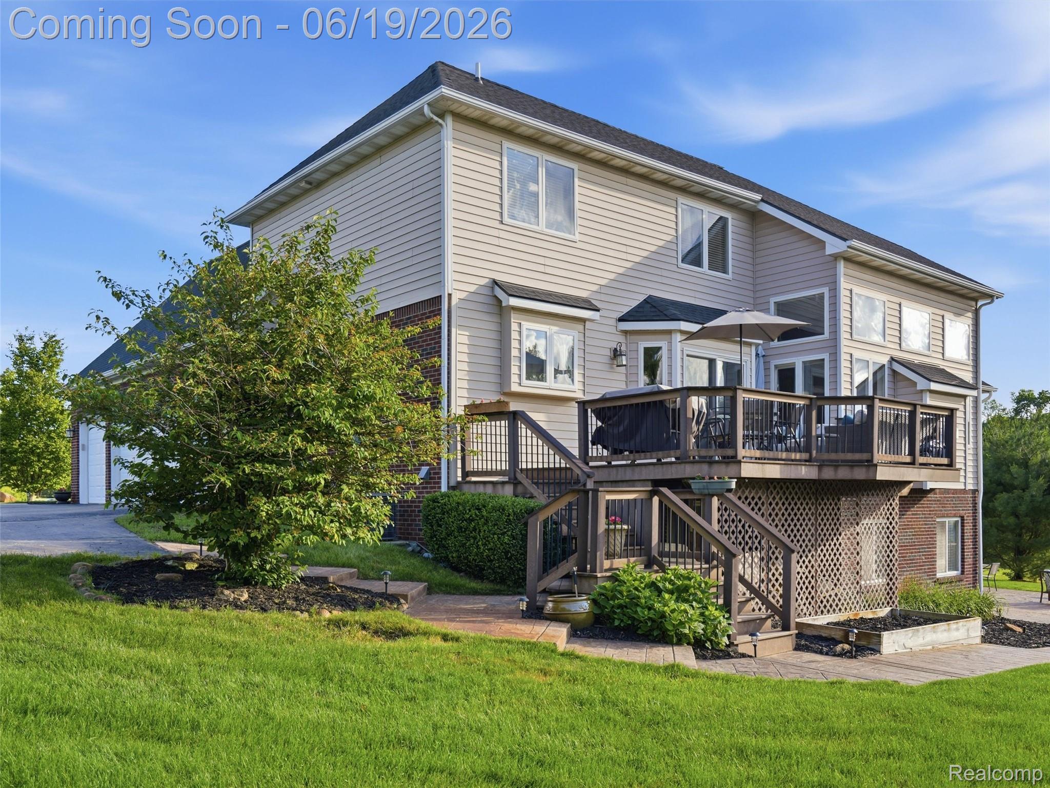 1232 Thorn Ridge Drive
