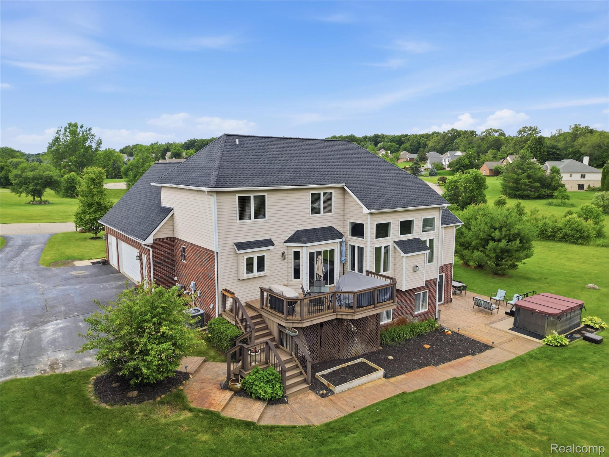 1232 Thorn Ridge Drive