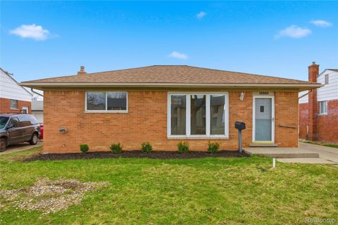 15225 Common Road Roseville City MI 48066