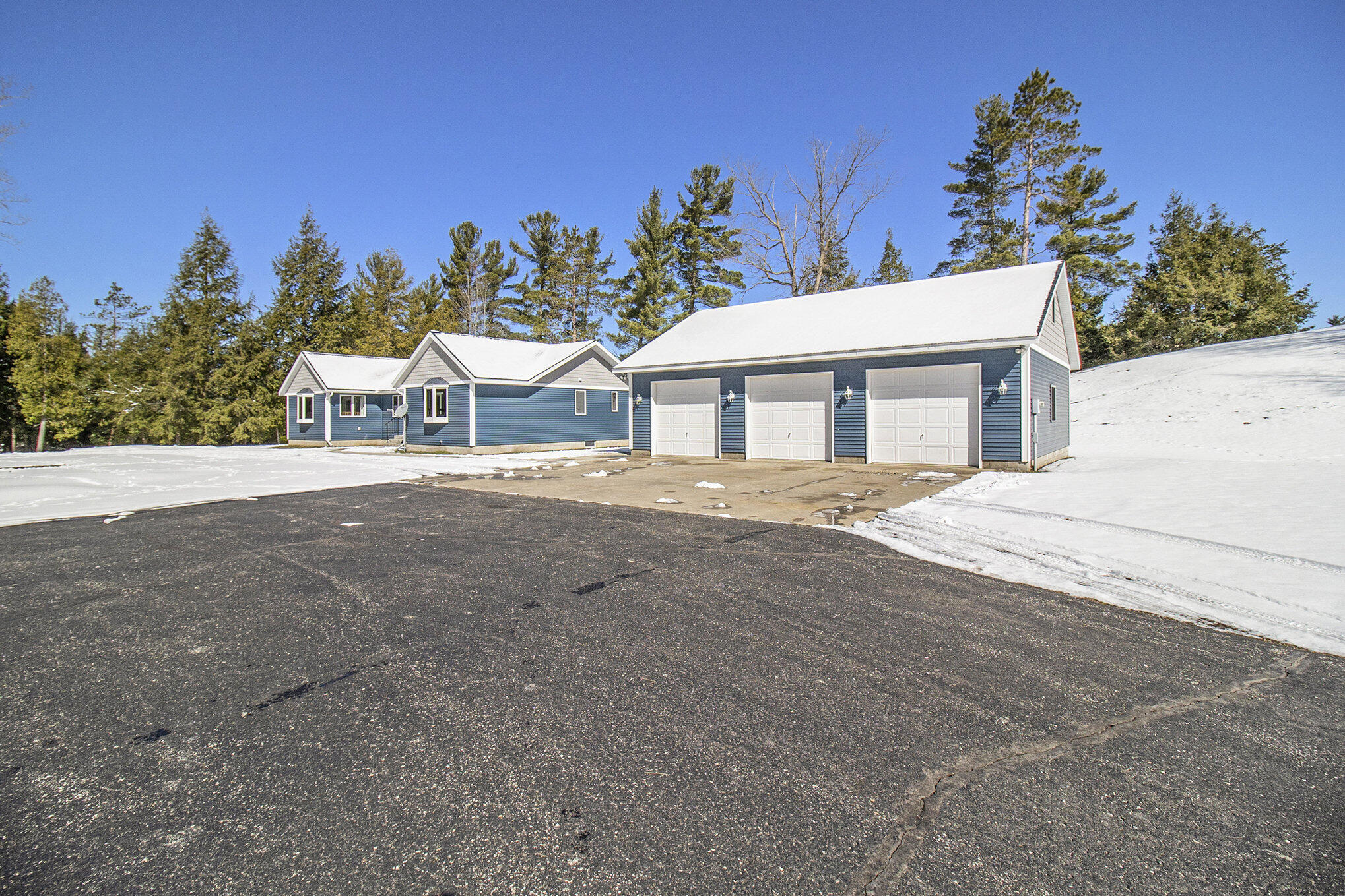 4312 Old Stronach Road