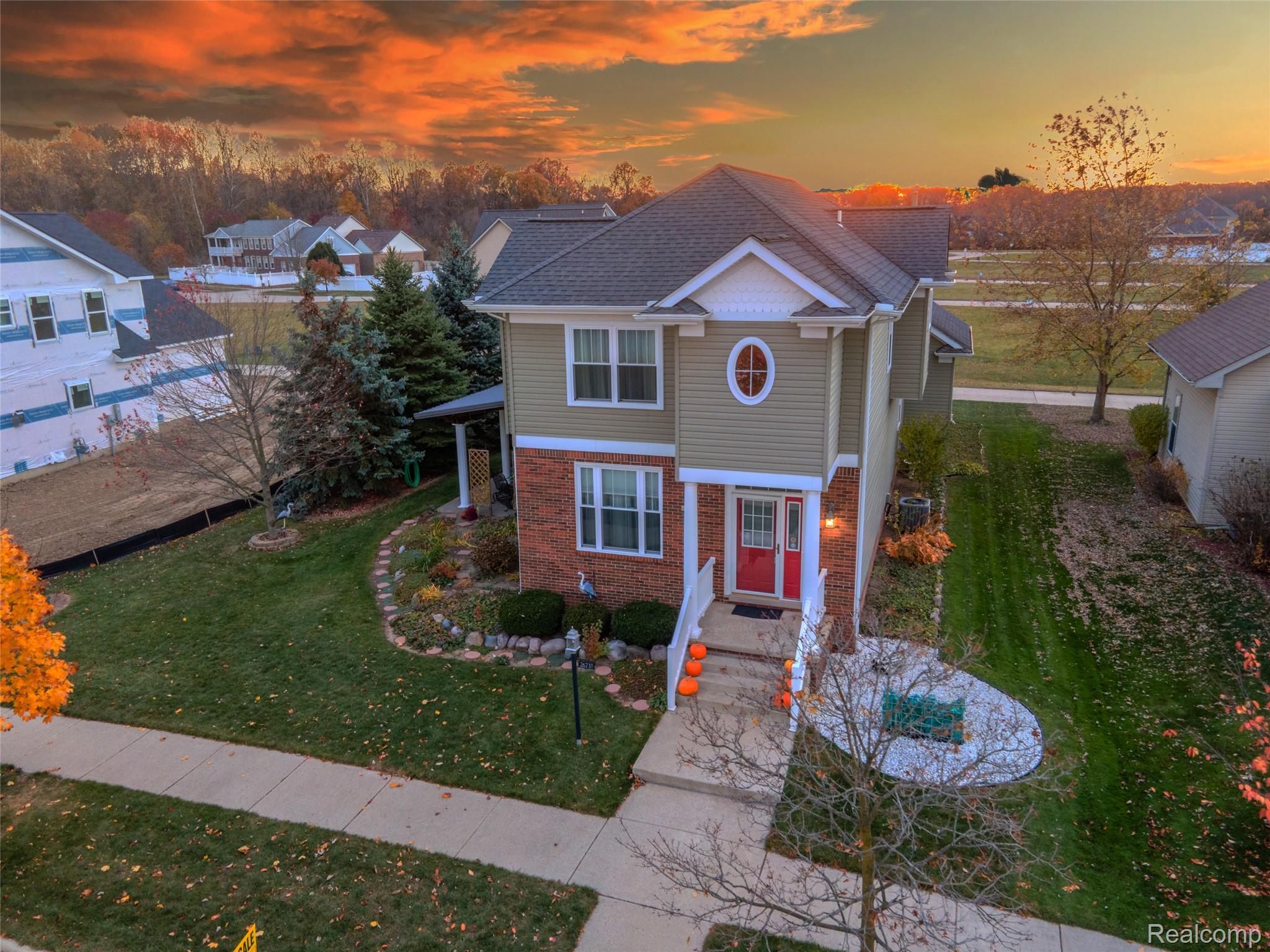 26738 Canterbury Circle