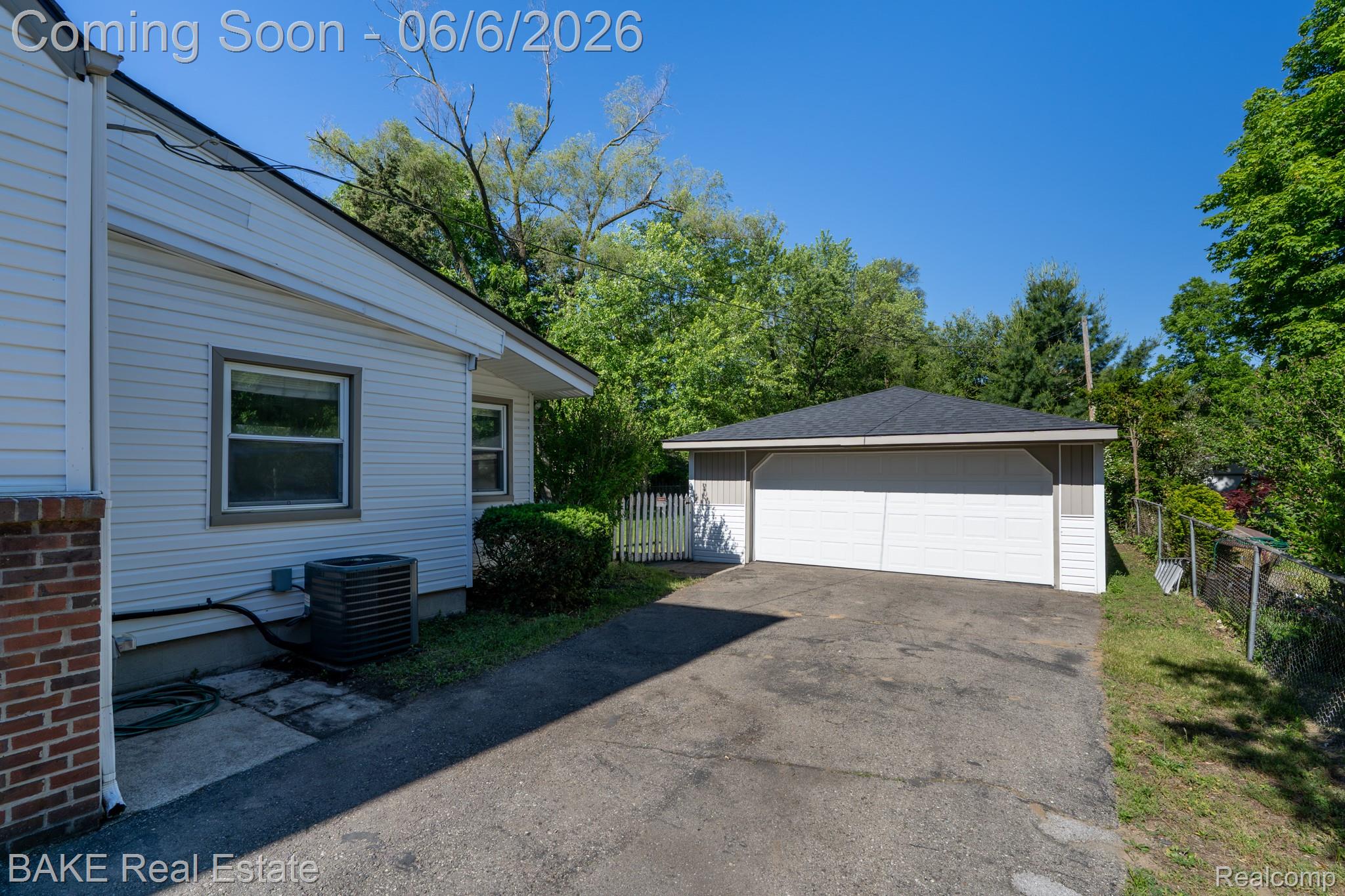 10195 Stark Road