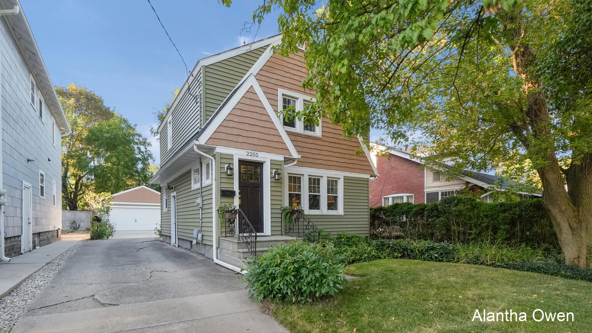 2205 W Main Street