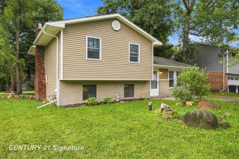 Photo of 711 Harry Paul Drive, Lake Orion Village, MI 48362 (MLS # 5050220455)