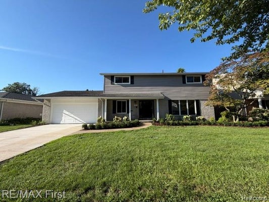 971 CANTERBURY RD, GROSSE POINTE WOODS, MI 48236 - Image 0a0557c2ad25514ec32fcc20ea5ea435/3247070829