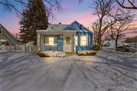 26104 Student Redford Charter Township MI 48239