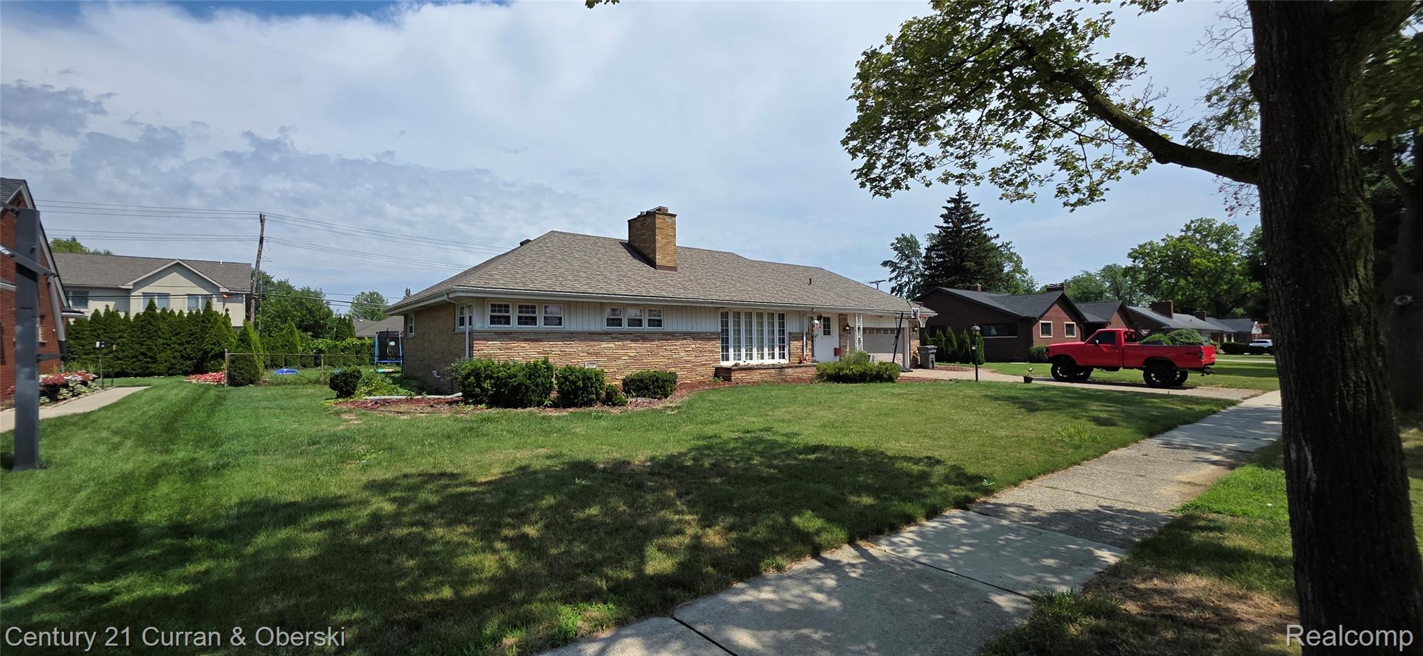 180 Golfcrest Drive