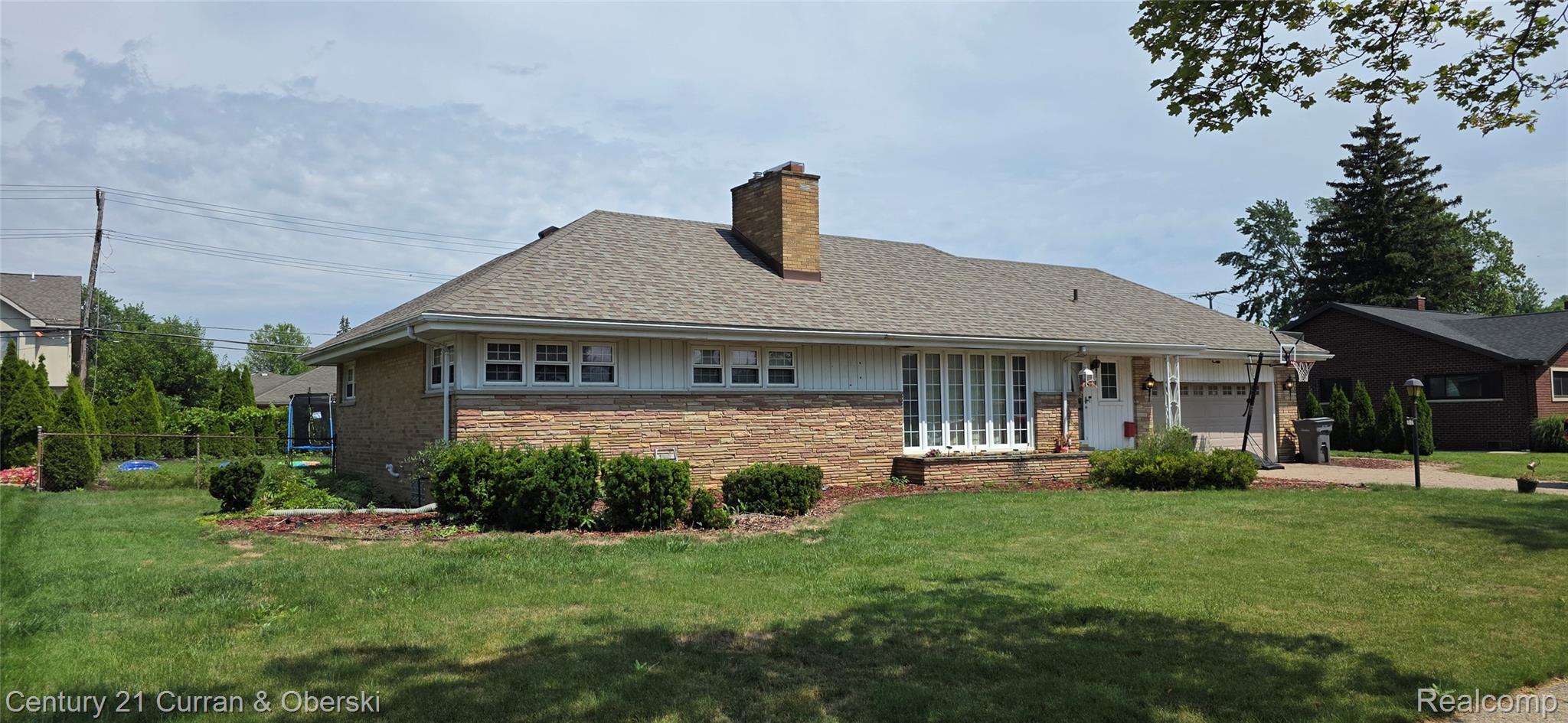 180 Golfcrest Drive