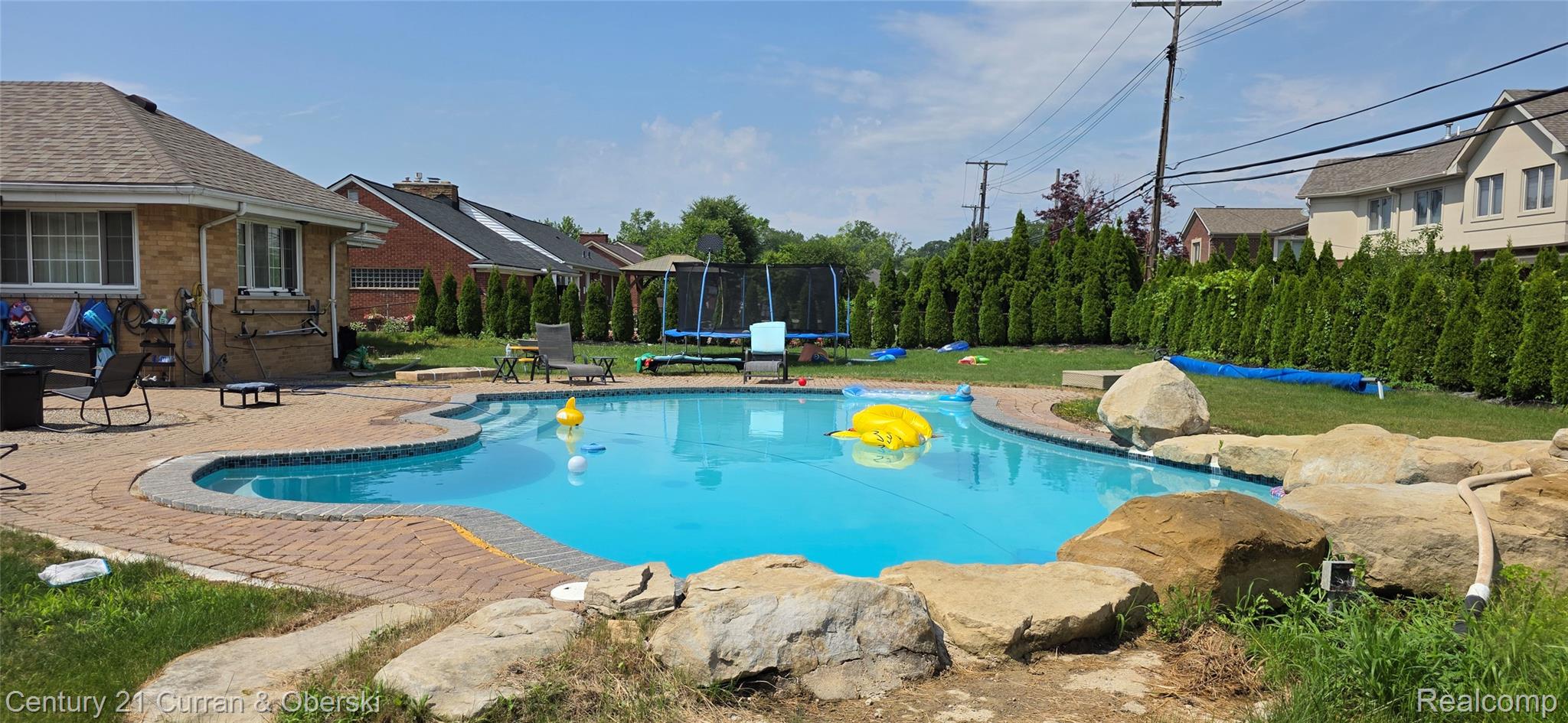 180 Golfcrest Drive