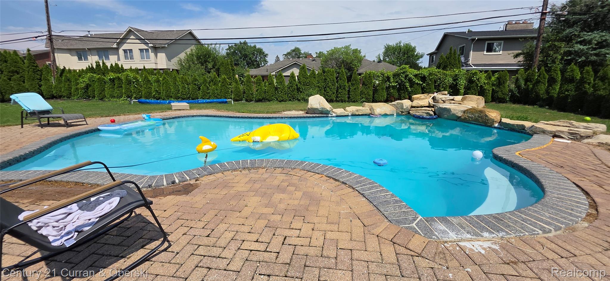 180 Golfcrest Drive