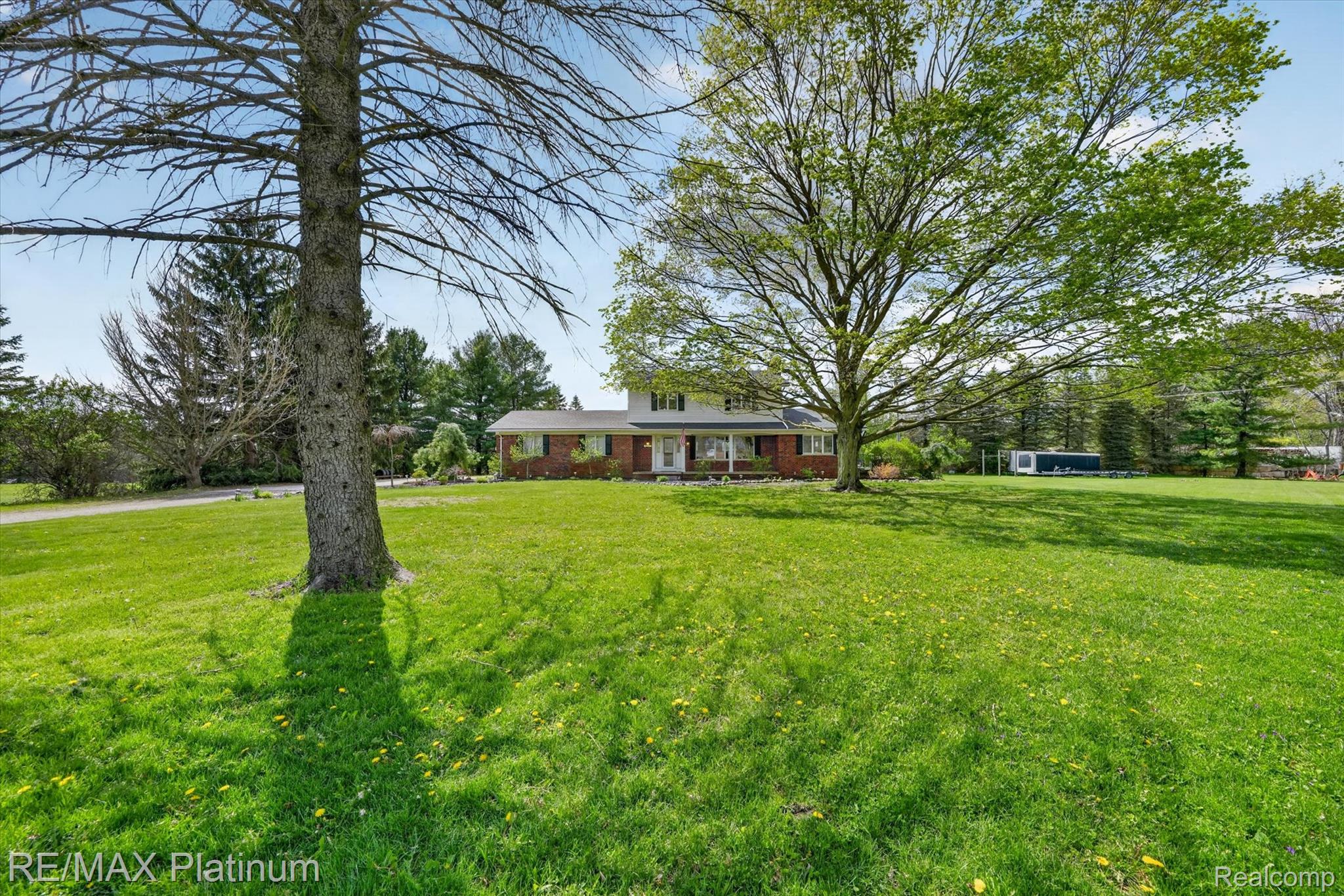 7687 Parshallville Road