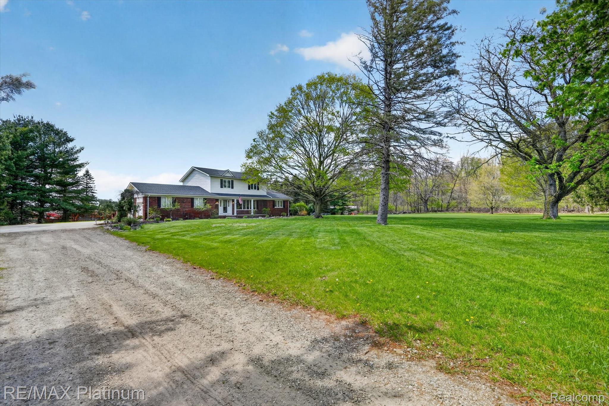7687 Parshallville Road