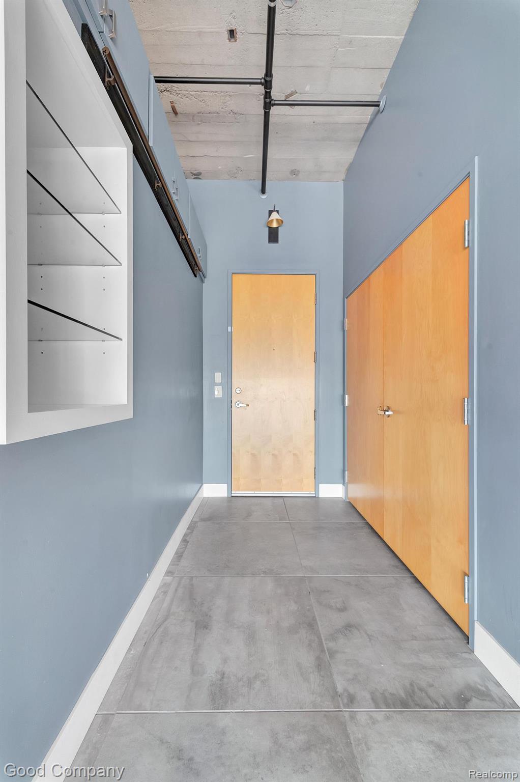 55 W Canfield 205