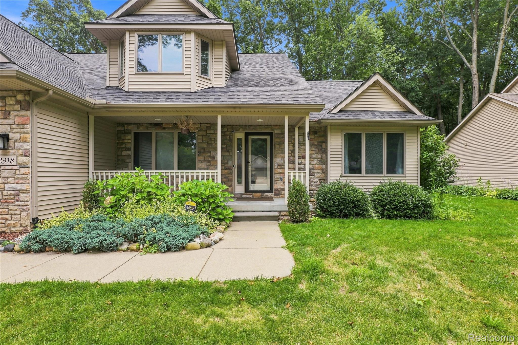 2318 Flagstone Drive