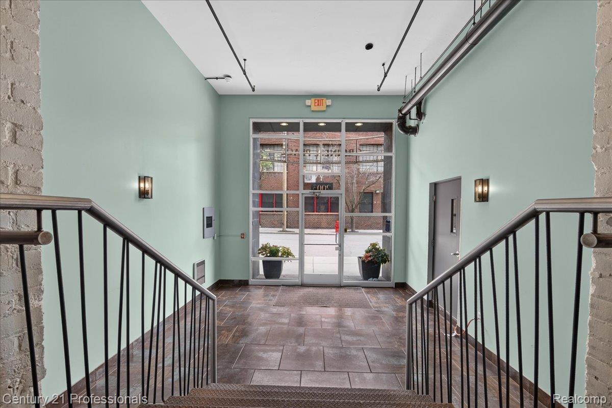 2003 Brooklyn Street 410