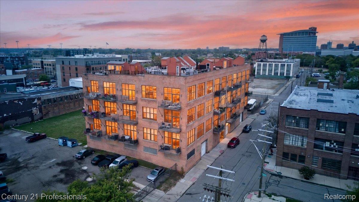2003 Brooklyn Street 410