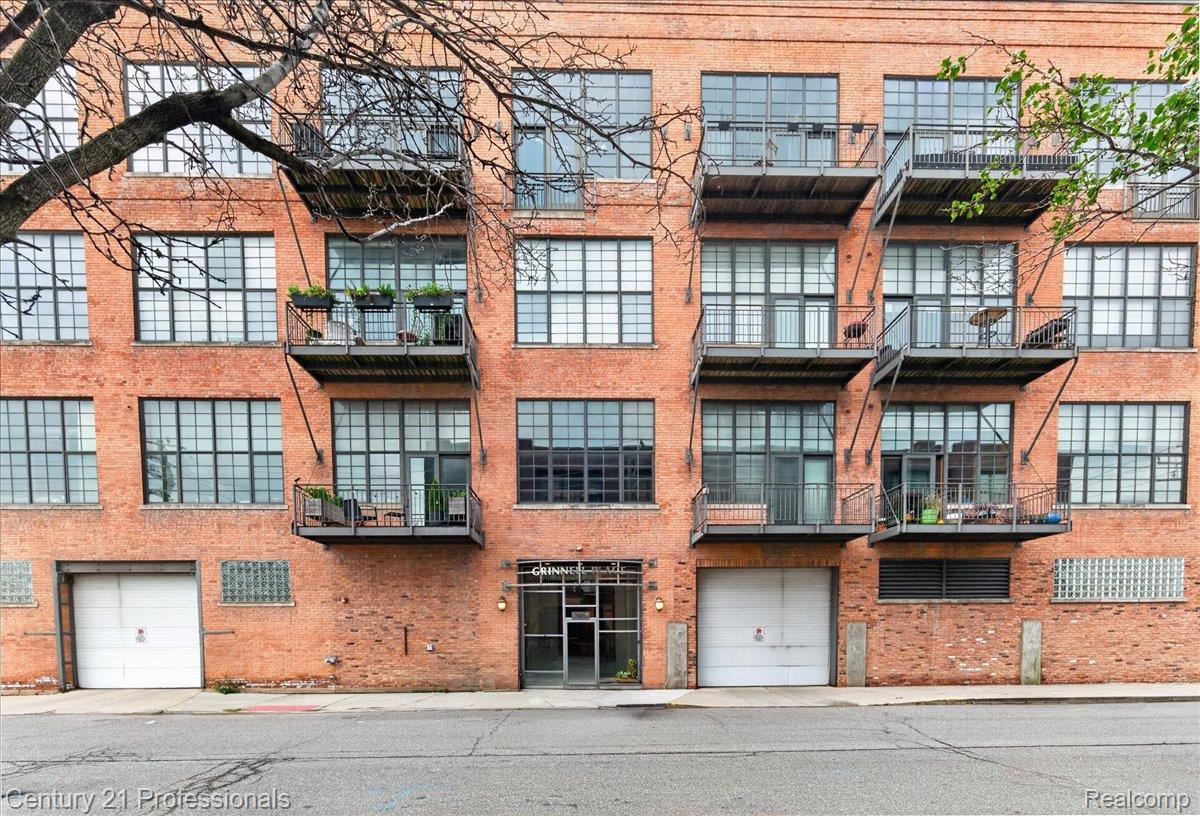 2003 Brooklyn Street 410