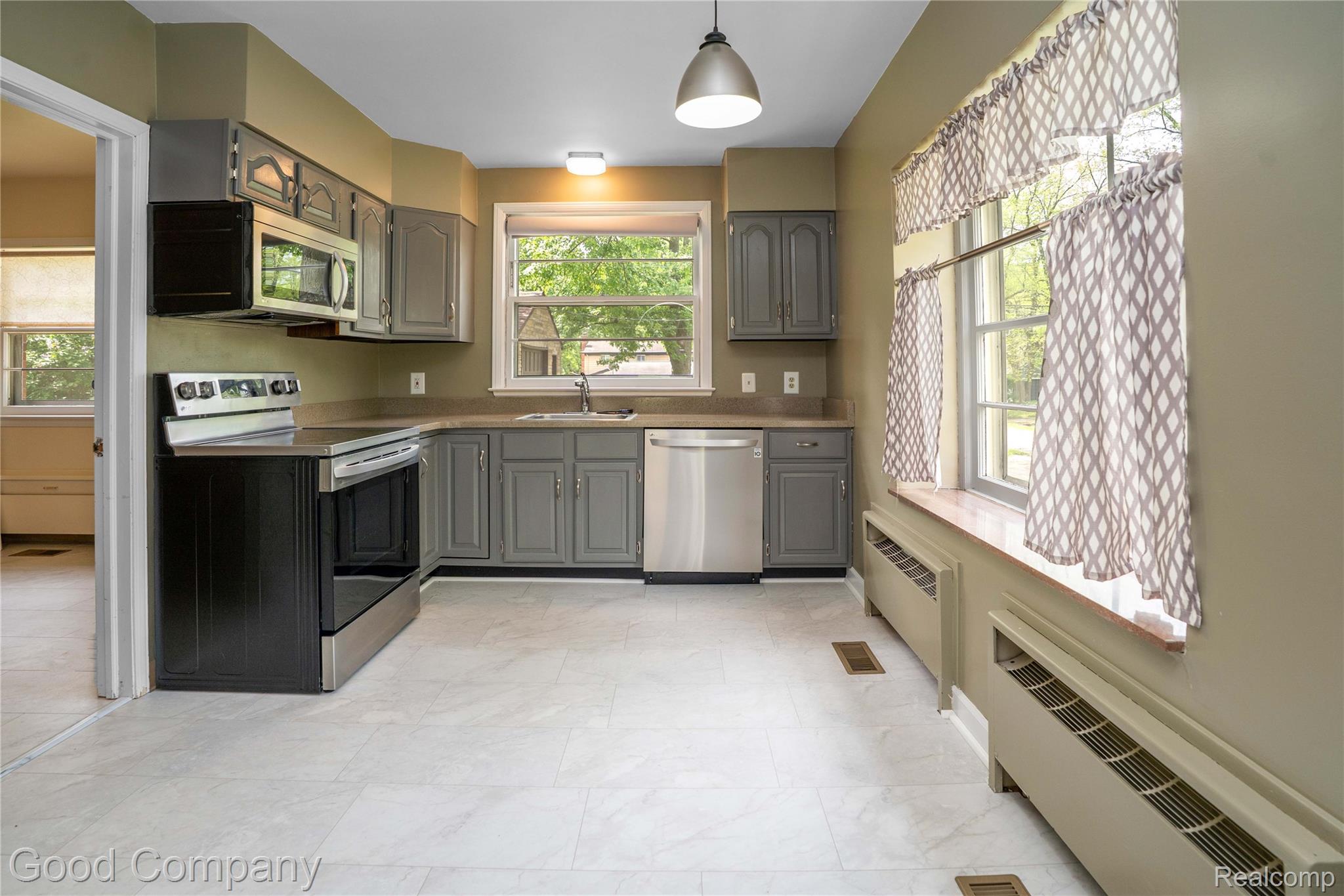 312 Dover Road