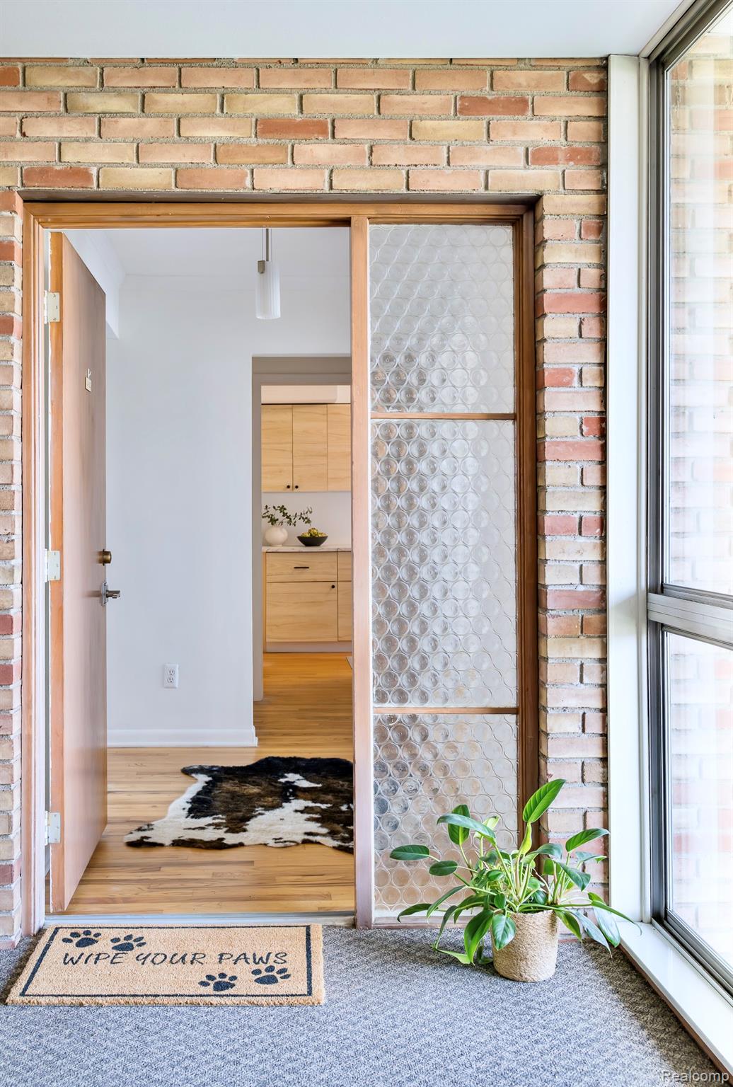 4049 W Maple Road A205