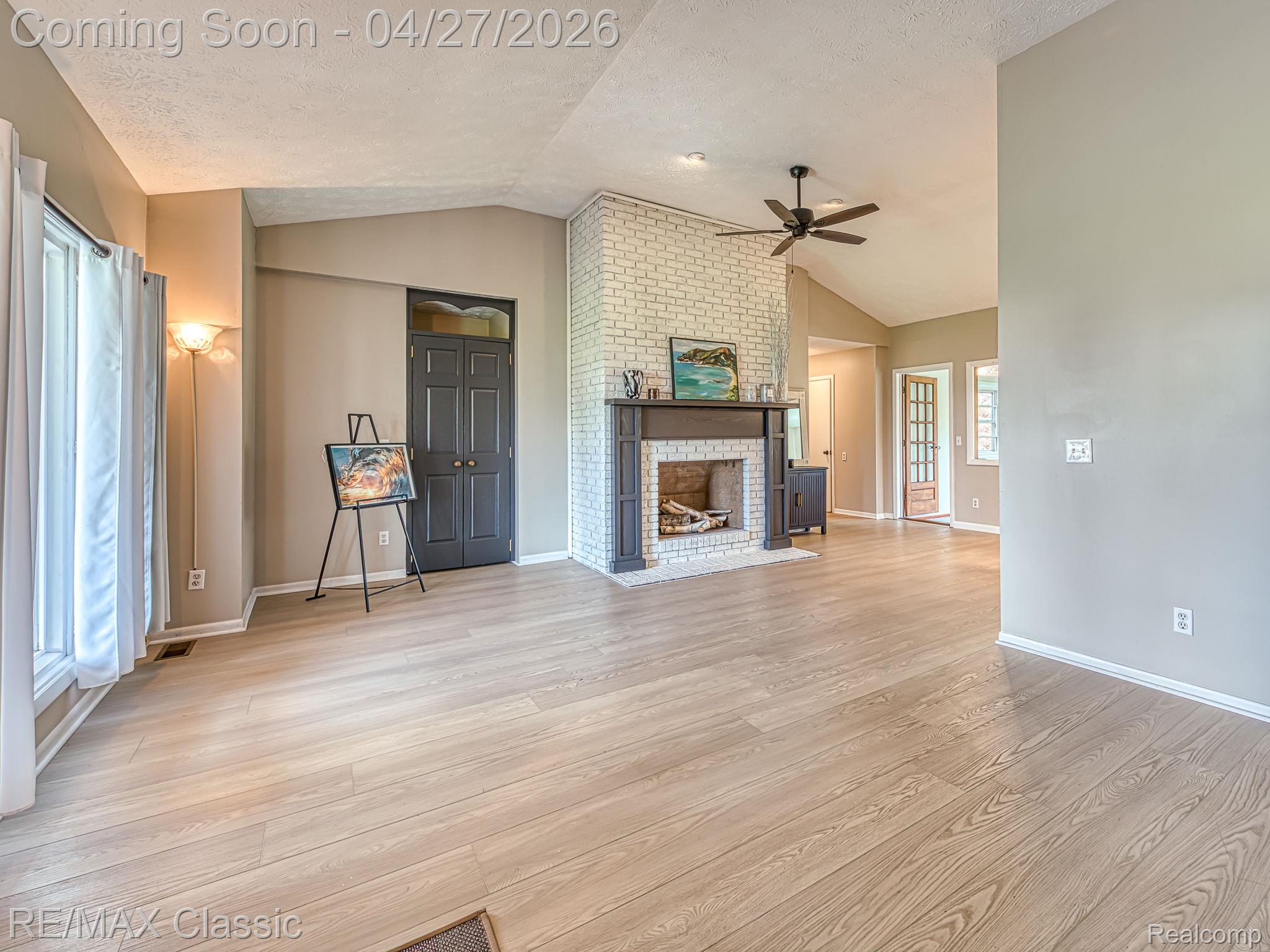 428 E East Shore Drive