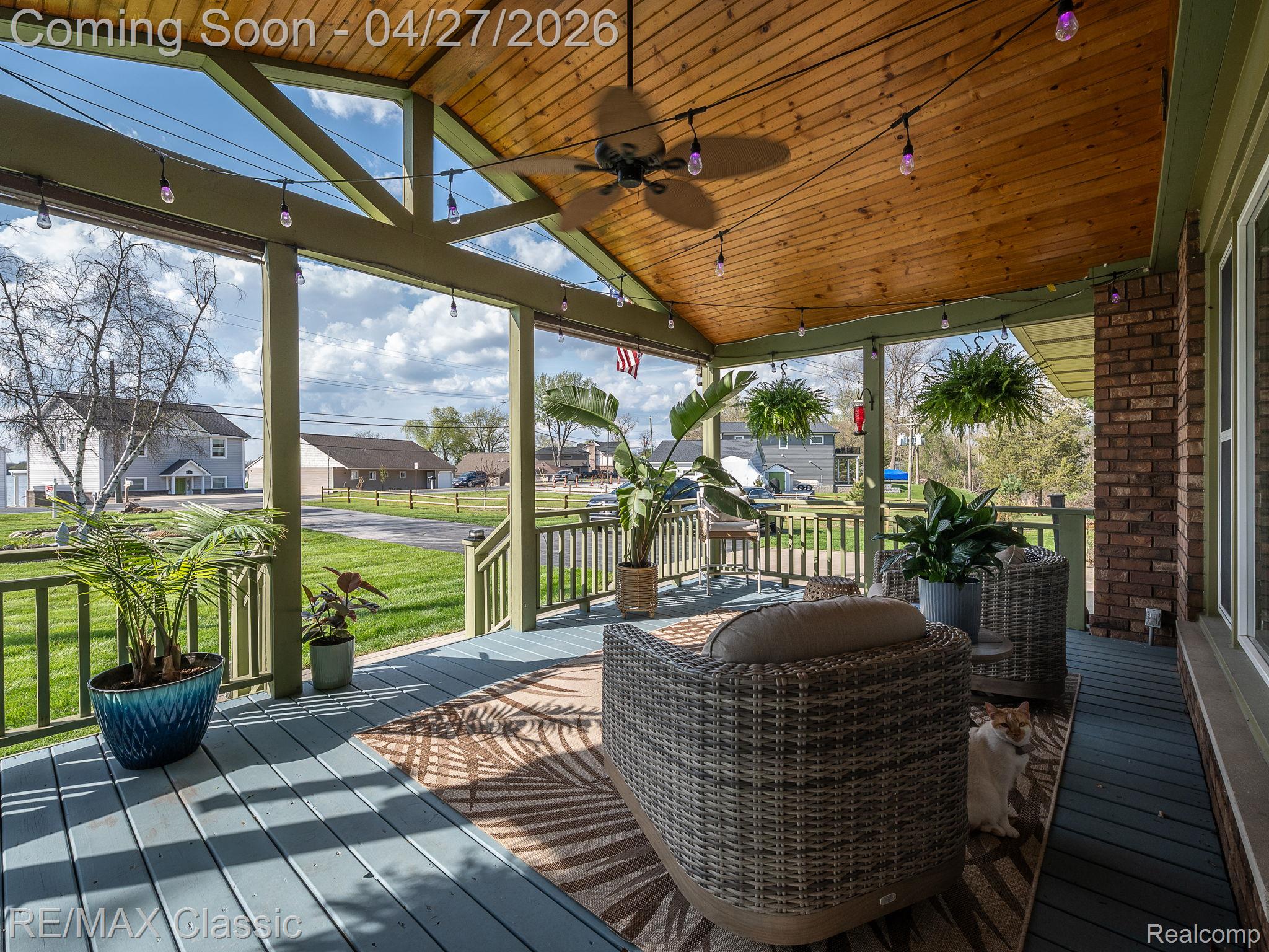 428 E East Shore Drive