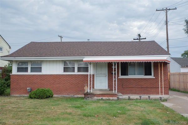 20021 MARTIN RD, SAINT CLAIR SHORES, MI 48081 - Image 0a2fba084ce7b6091dcbc6e162e14fca/4016980150