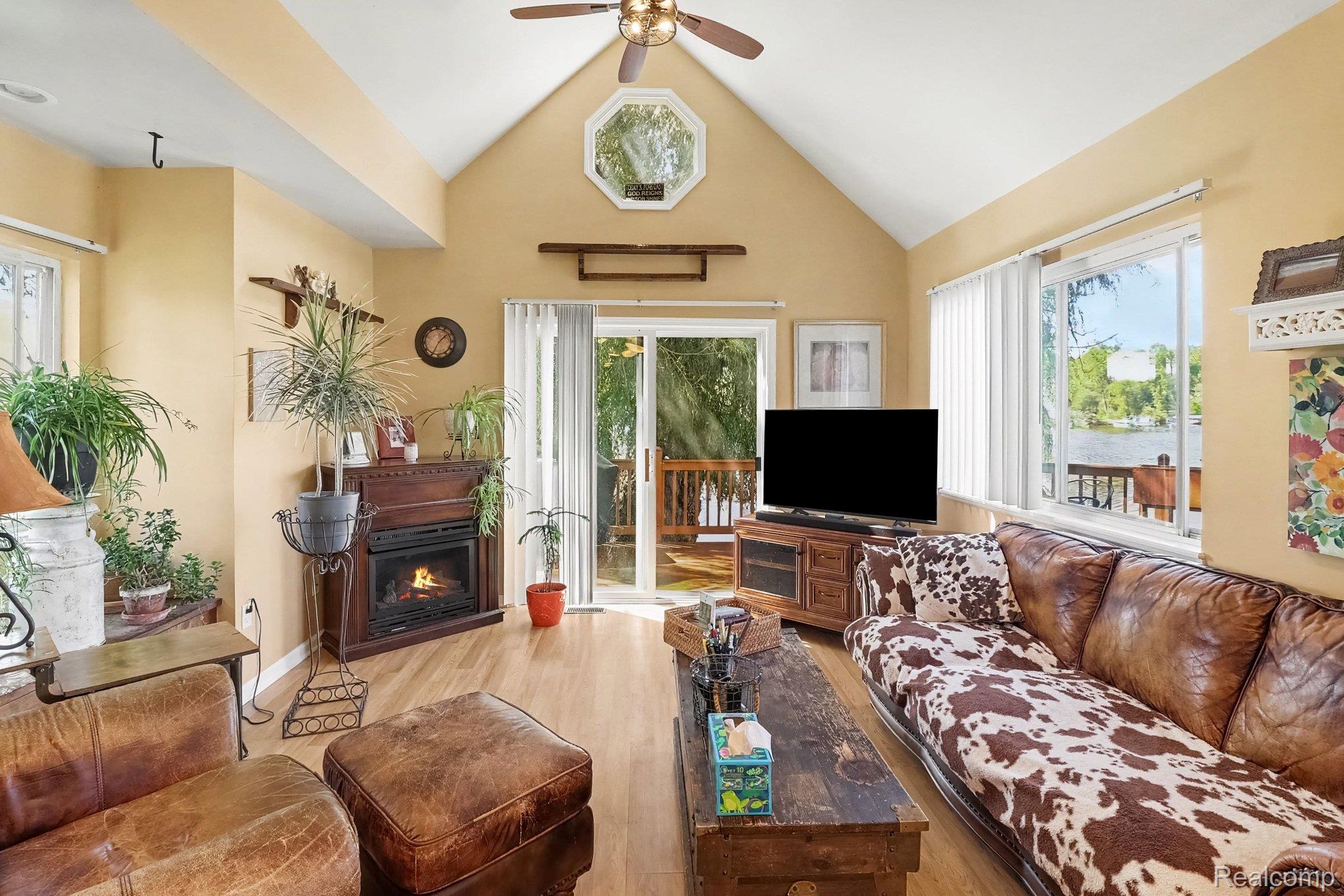 525 Hillwood Road