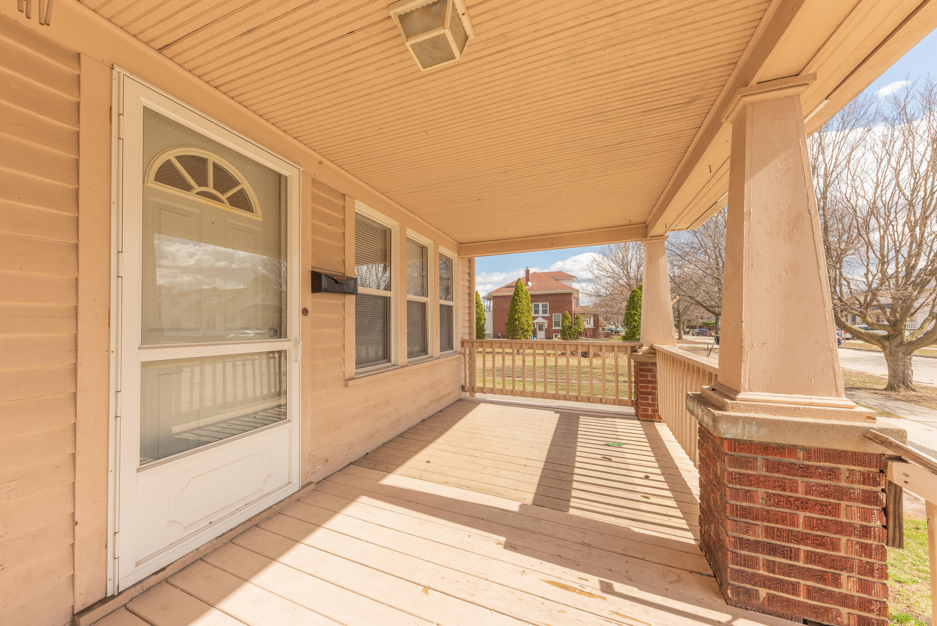 35324 Chestnut Street