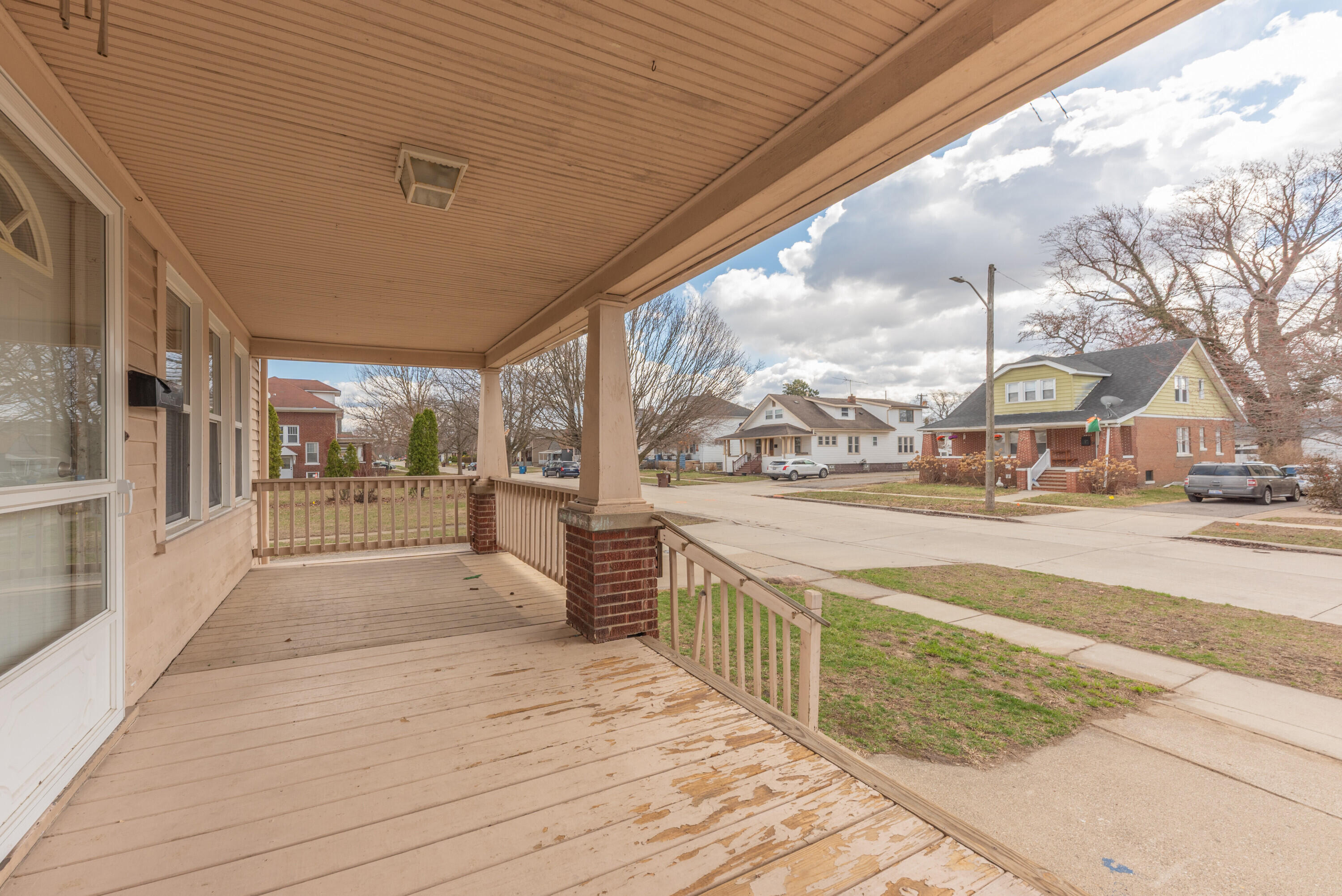 35324/ 326 Chestnut Street