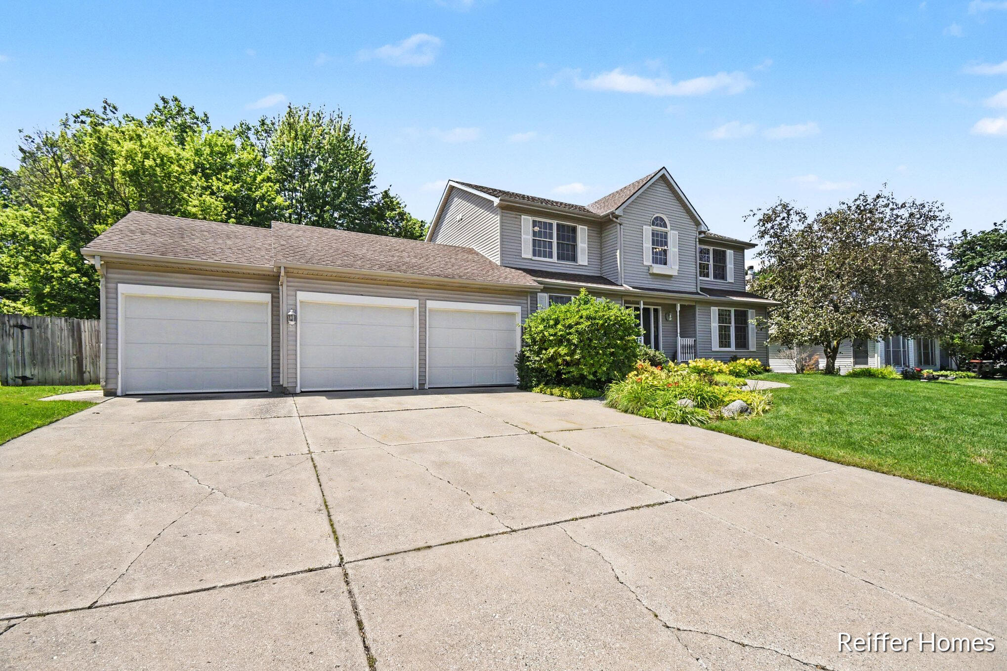 5115 Amanda Drive SW