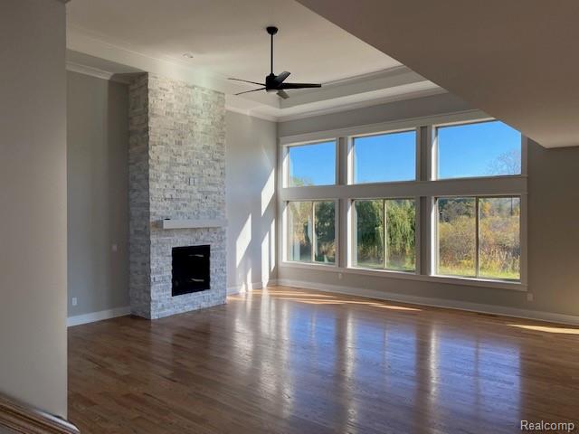 5873 SARATOGA Drive