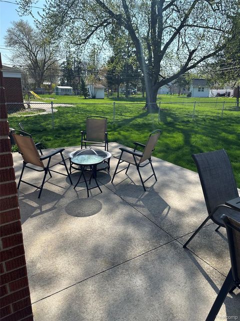 Tiny photo for 12942 Ray Drive, Warren City, MI 48088 (MLS # 20261026982)
