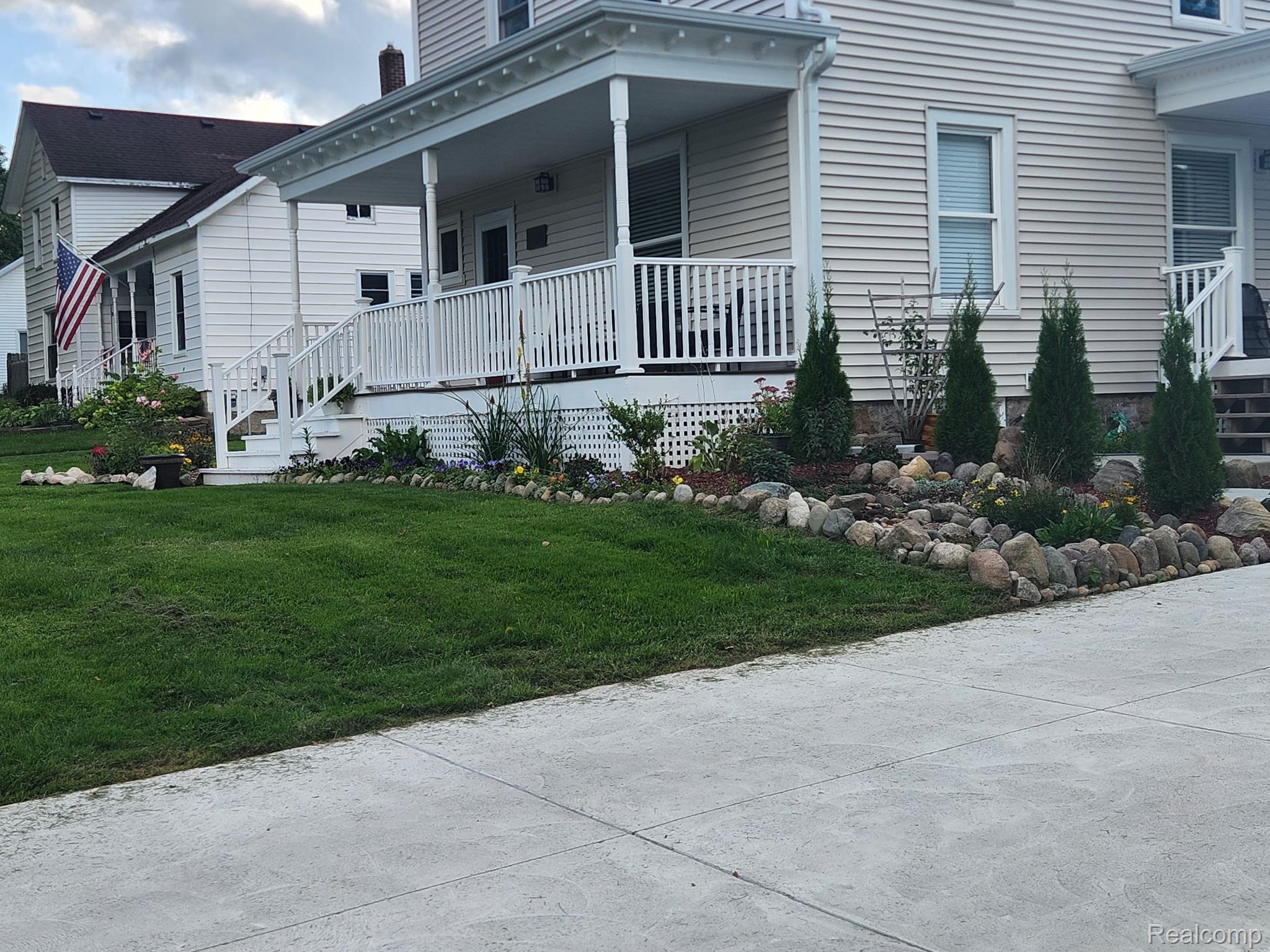 6158 S Fulton Street