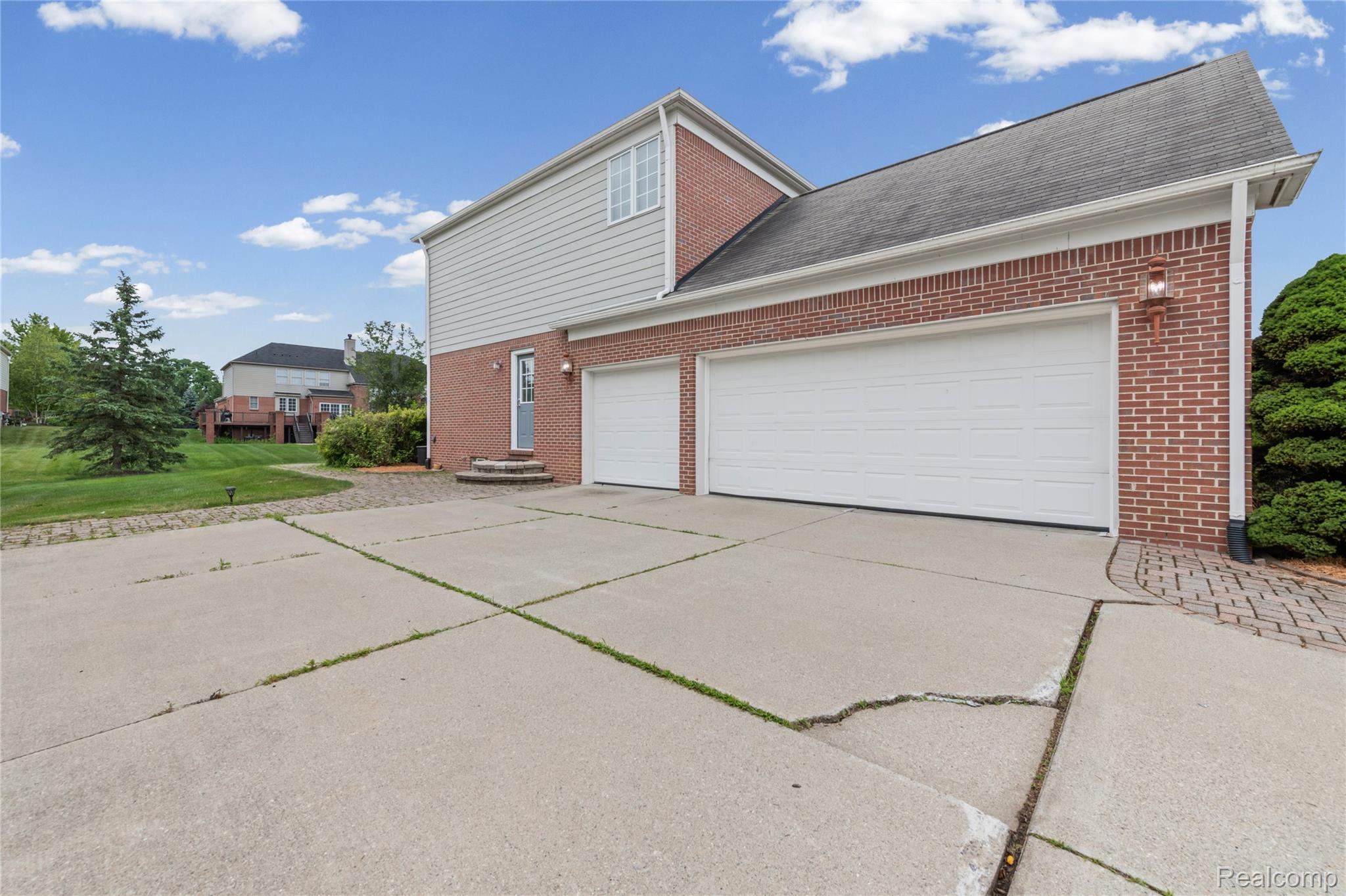 1885 Wyngate Drive