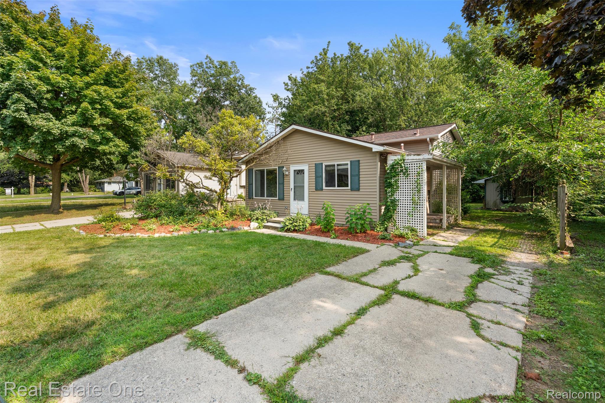 718 Miller Road