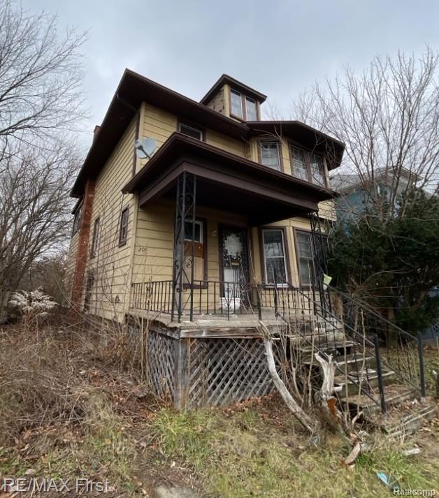 209 Connecticut Street