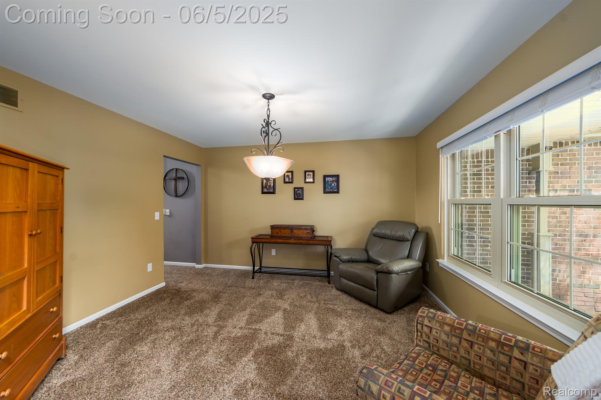 1533 Woodhurst Court