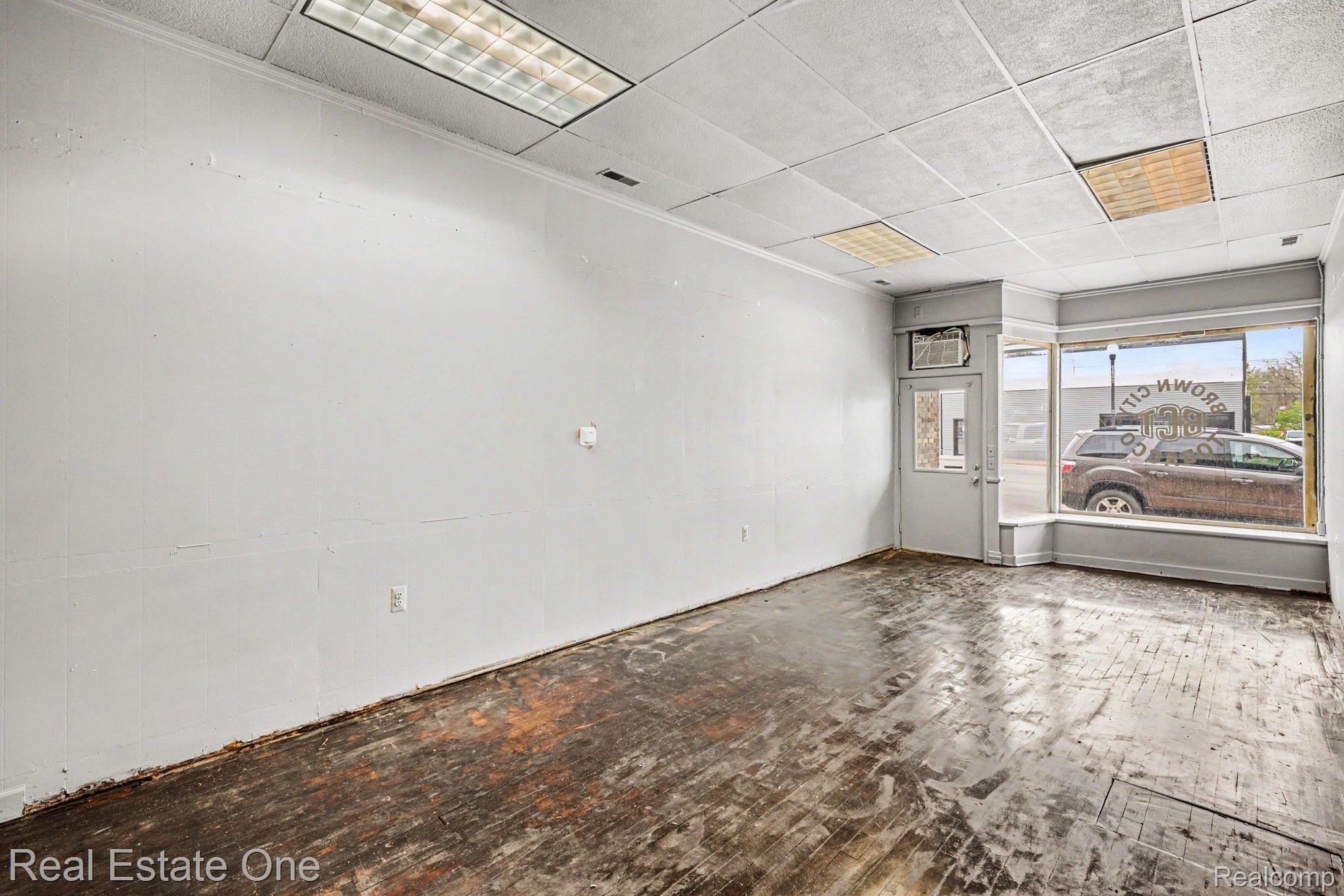 4237 Main Street